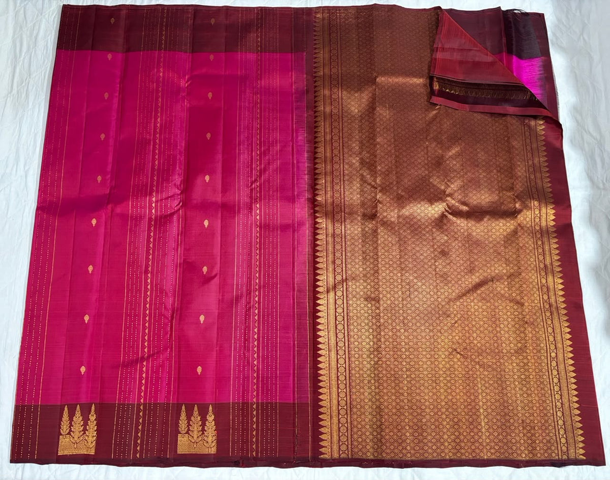 OWLSKY, SASSY & STYLO Pure Silk Kanjivaram Handloom Saree in Dark Rani Pink/Majenta with Antique Gold Zari Border & Rich Contrast Pallu | Traditional Kanchipuram Silk Saree for Women