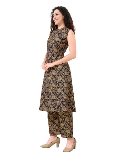 Handcrafted Kalamkari Print Pure Cotton Kurta Set ( With sleeves inside )