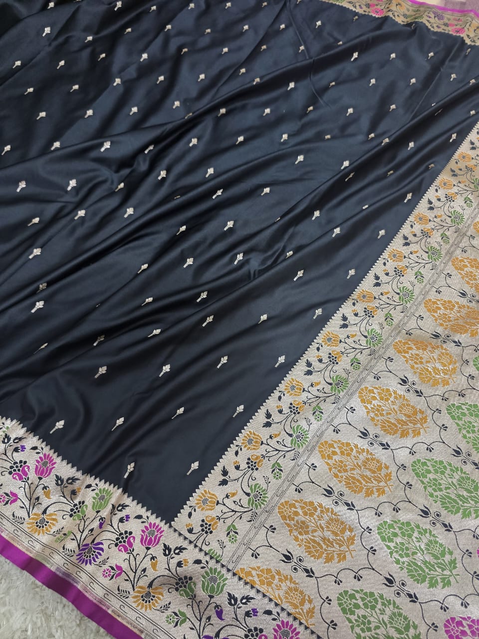 OWLSKY, SASSY & STYLO Women's Handloom Pure Banarasi Silk Saree with Jacquard Woven Floral/Paisley Butti with Rich Contrast Zari Border & Grand Rich Designer Woven Pallu